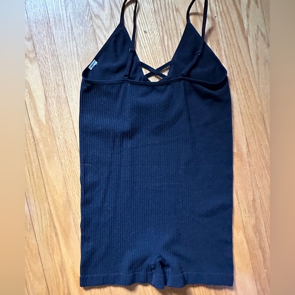 FOREVER21 black ribbed bodysuit crisscross front with shorts US M - Picture 3 of 3